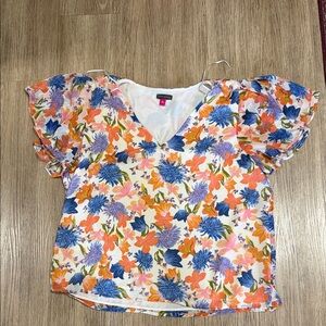 New Vince Camuto Cream Floral V-Neck Blouse XL